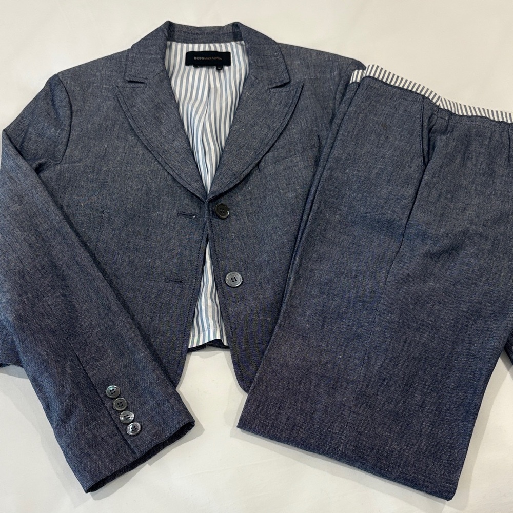 BCBG Navy Blue Two-Piece Suit Blazer & Trousers